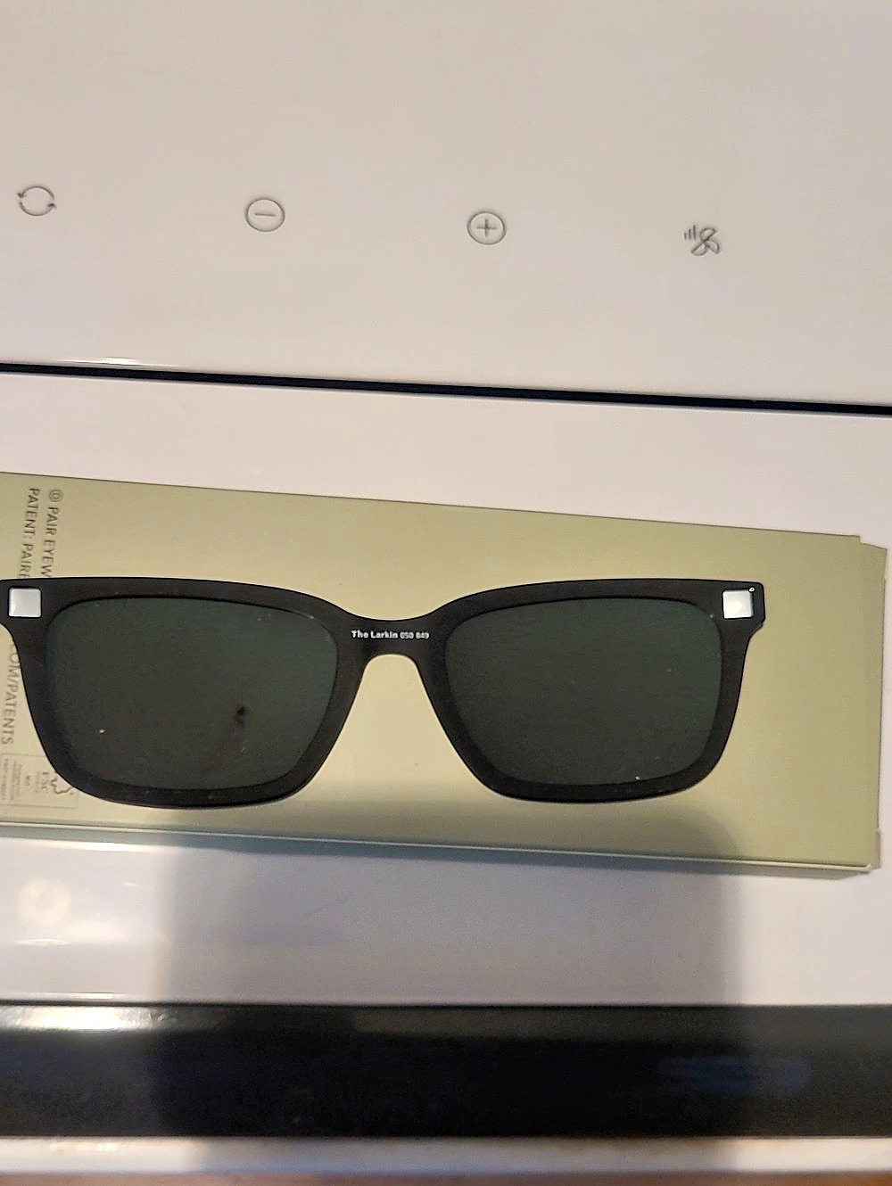 Pair Eyewear The Larkin Black & Green Sunglasses